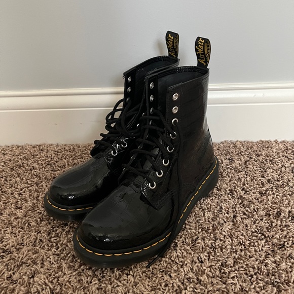 Doc Martens 1460 Black Patent Croc Boots - Picture 2 of 6